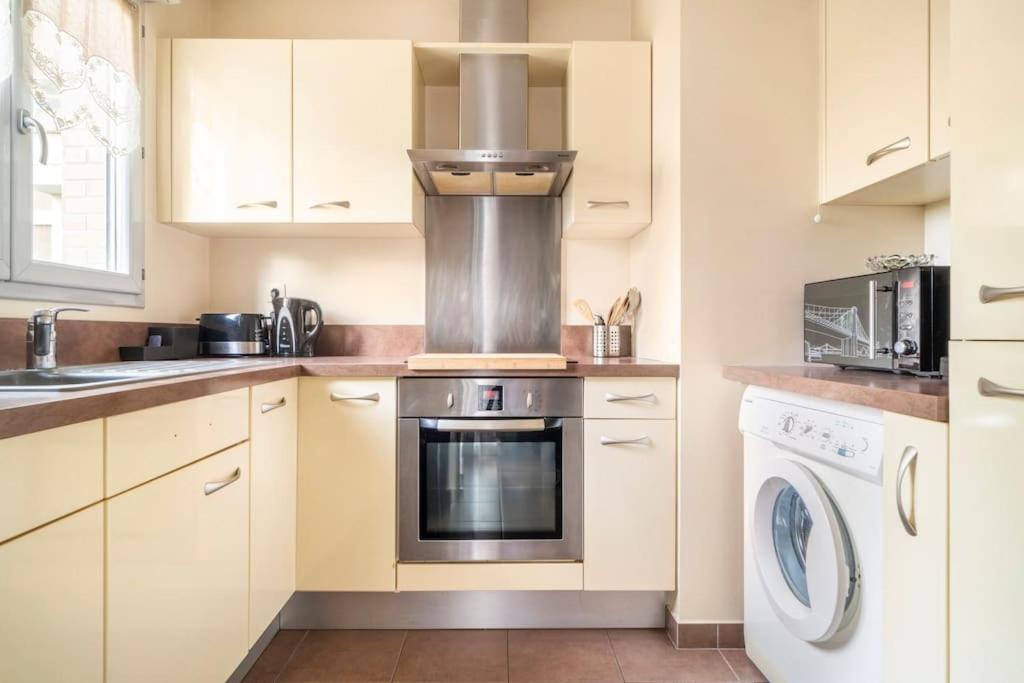 Appartement Avec Jardin Et Terrasse Pres De Paris مانت لا جولي المظهر الخارجي الصورة