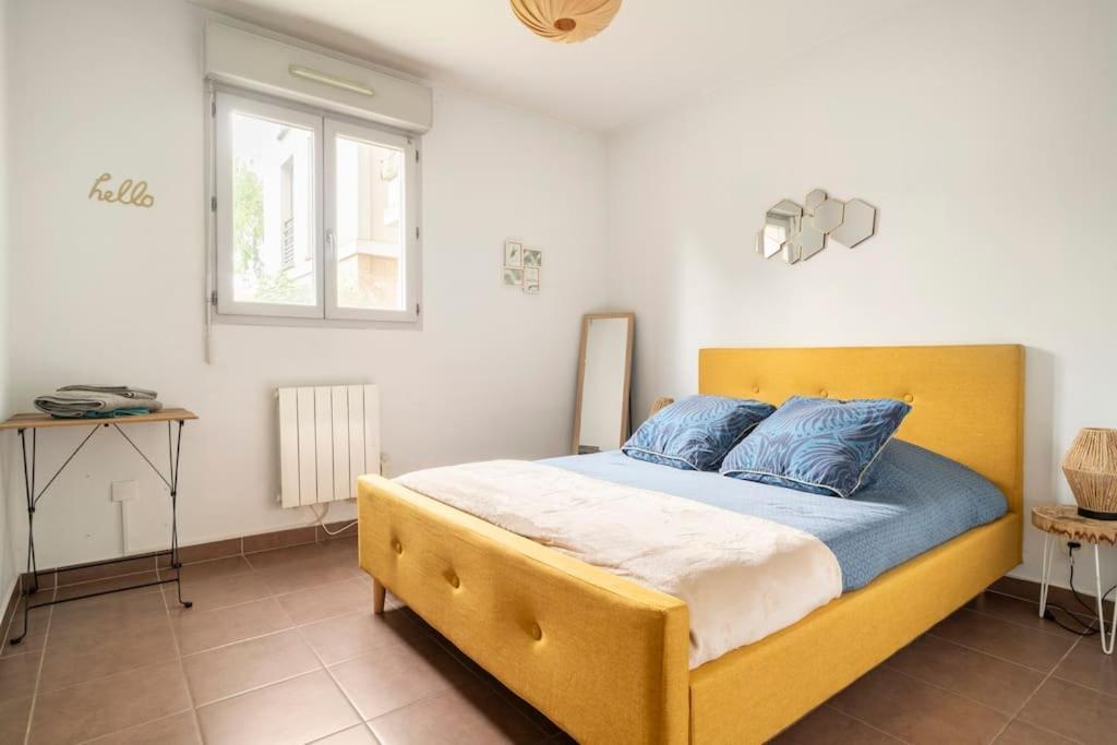 Appartement Avec Jardin Et Terrasse Pres De Paris مانت لا جولي المظهر الخارجي الصورة